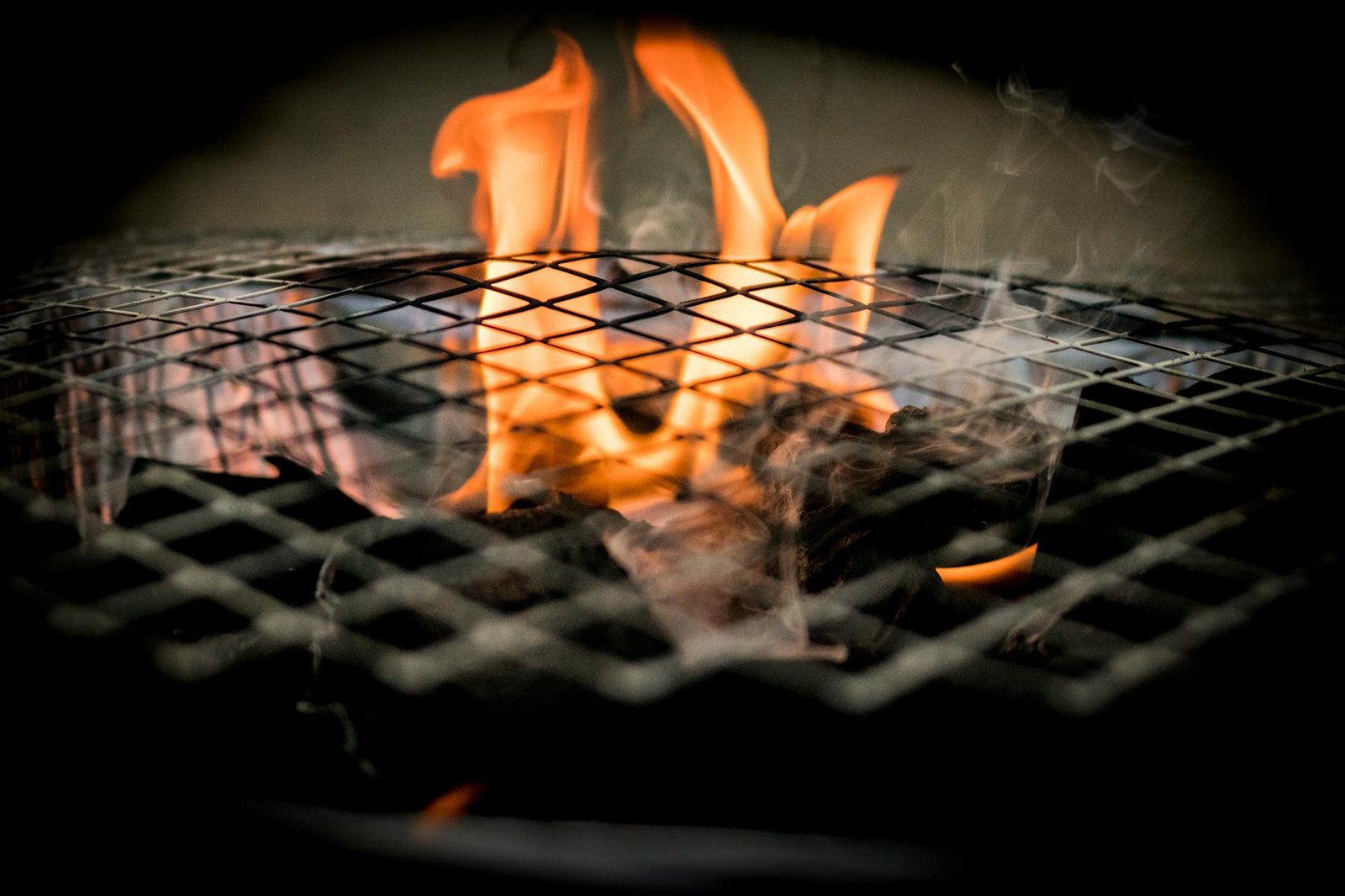 shallow focus photography of fire
